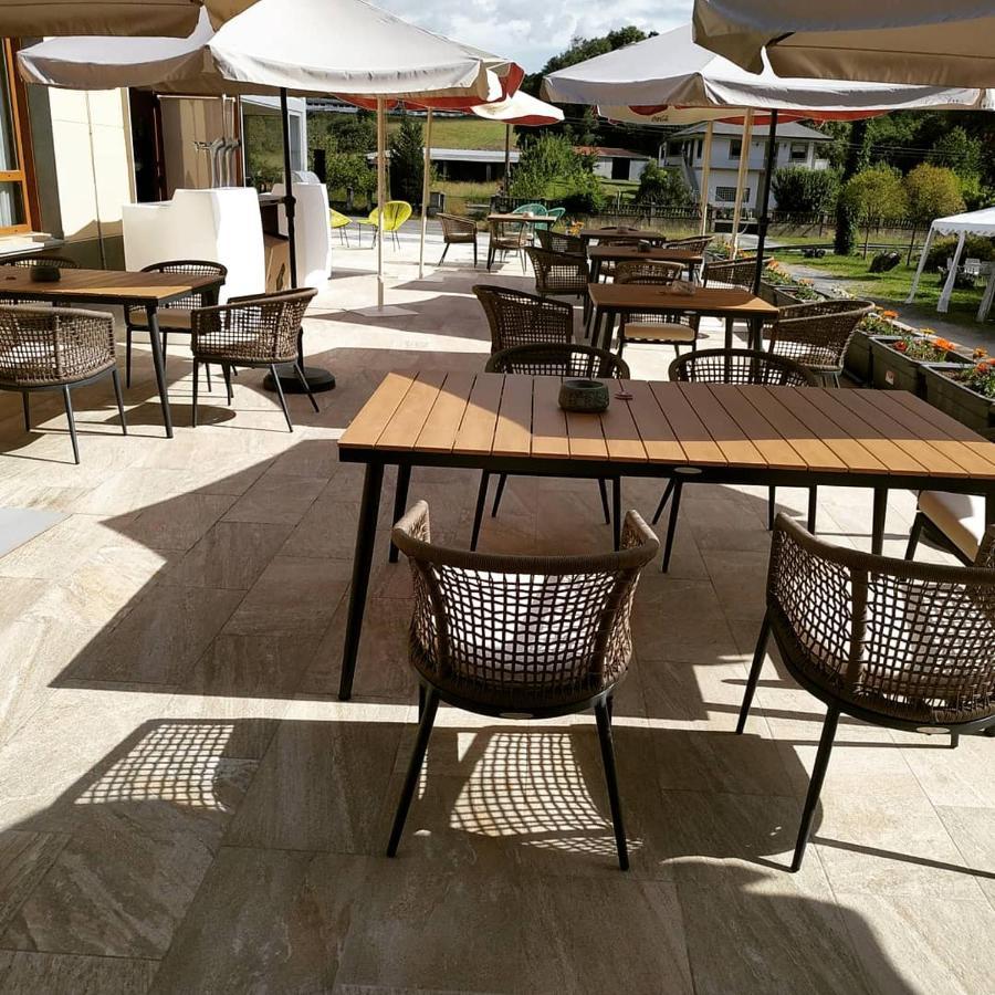 Hotel Restaurante Val Antas de Ulla Exterior photo