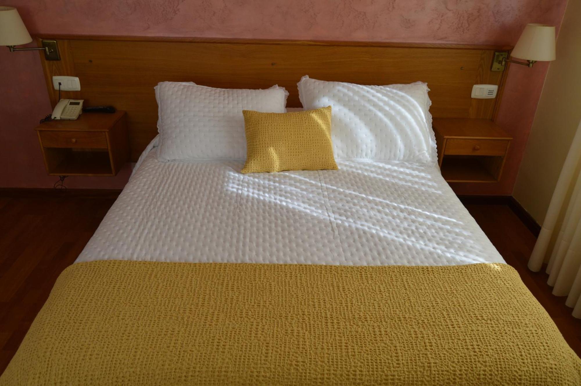 Hotel Restaurante Val Antas de Ulla Room photo